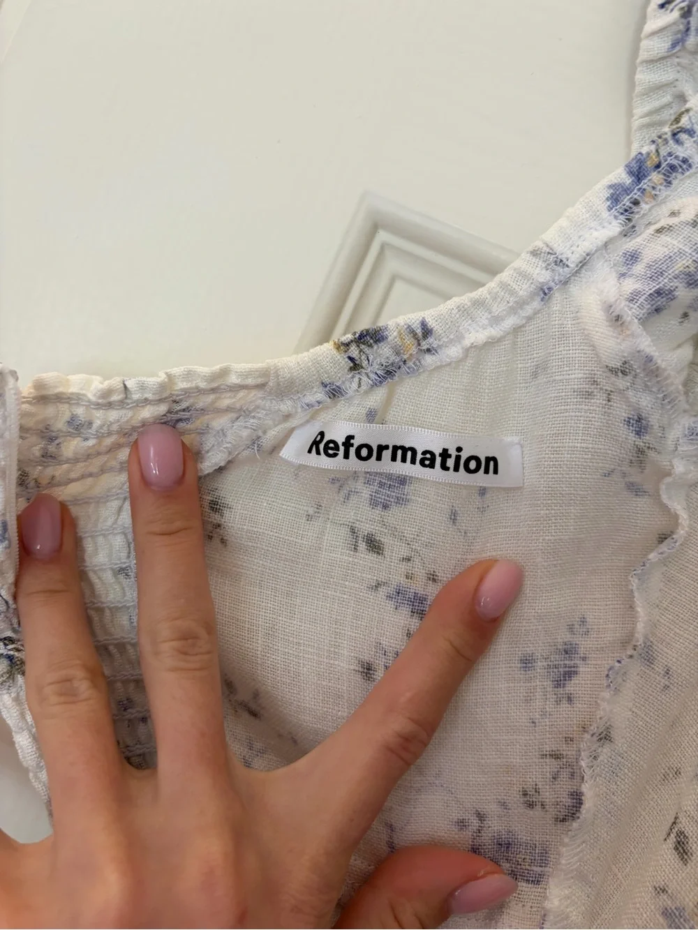Reformation Cream Linen Midi Dress with Blue Floral Print off the shoulder 0P - Picture 5 of 5